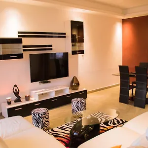 https://apt-le-first-concept.hotelsdakar.com